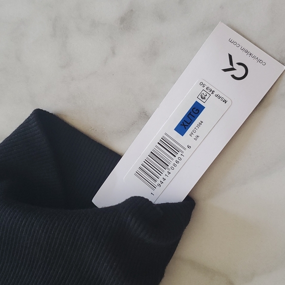 NWT Calvin Klein Crop Hoodie - Picture 10 of 11